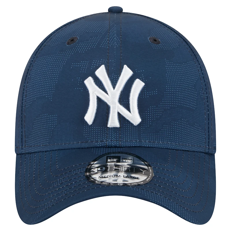 Men's New Era Navy York Yankees Tonal Camo 39THIRTY Flex Hat