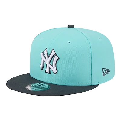 Men's New Era Turquoise/Charcoal New York Yankees Two-Tone Color Pack 9FIFTY Snapback Hat