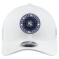 Men's New Era  White New York Yankees 2026 Spring Training Fan Pack 9SEVENTY Adjustable Trucker Hat