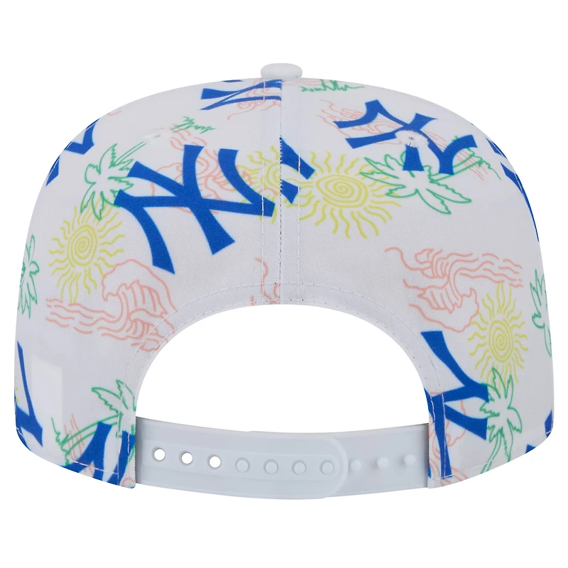 Men's New Era White New York Yankees Islander Golfer Snapback Hat