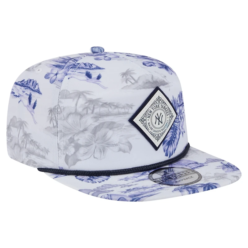 Men's New Era White New York Yankees Printed Island Golfer Snapback Hat