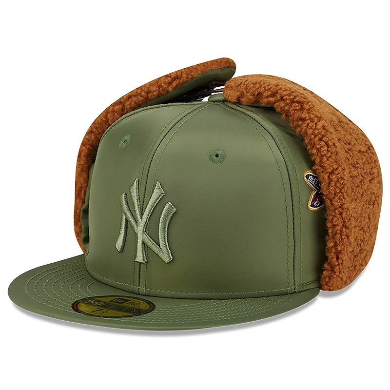 Casquette ajustée 59FIFTY olive New Era x Alpha Industries pour homme, motif oreilles de chien des Yankees York