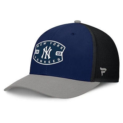 Men's New York Yankees Fanatics Navy/Gray Cutoff Adjustable Trucker Hat