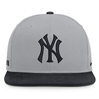 Casquette snapback Nike grise/marine New York Yankees Primetime Pro Dri-FIT pour homme
