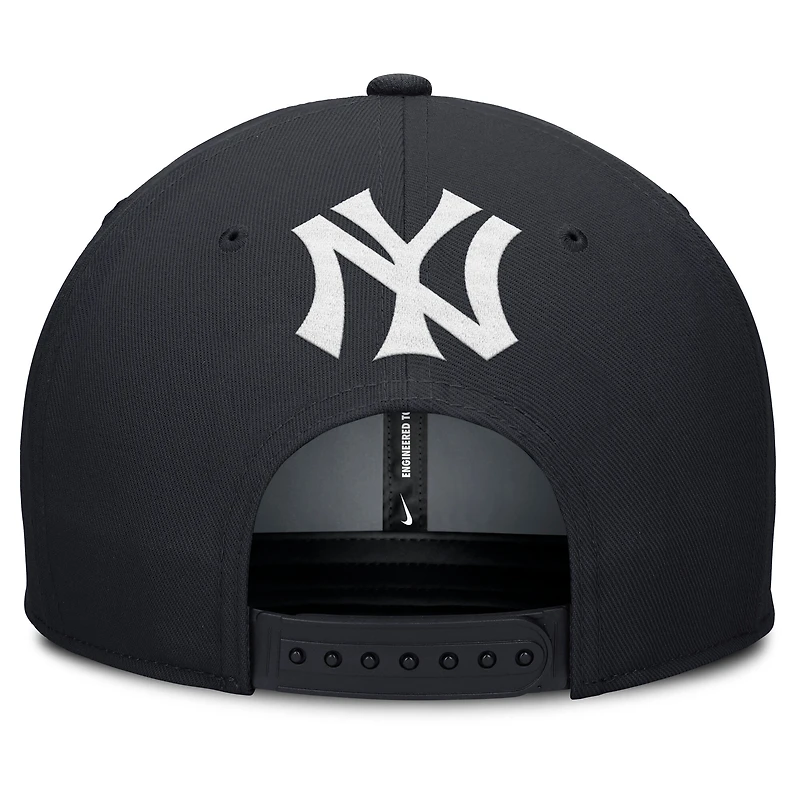 Men's Nike Gray/Navy New York Yankees Pro Performance Snapback Hat