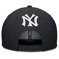 Men's Nike Gray/Navy New York Yankees Pro Performance Snapback Hat