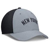 Men's Nike Gray/Navy New York Yankees Rise Swoosh Performance Flex Hat