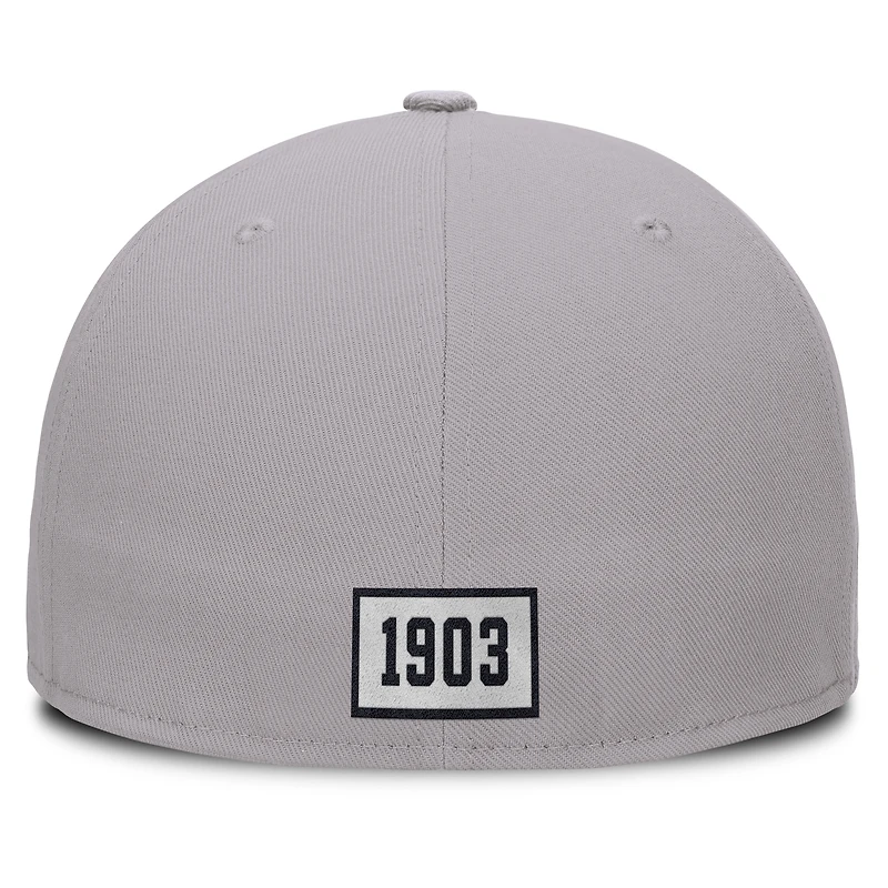 Men's Nike Gray New York Yankees Cooperstown True Performance Fitted Hat