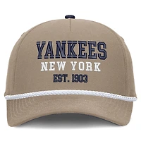 Men's Nike  Khaki New York Yankees Father's Day Rope Rise Adjustable Hat