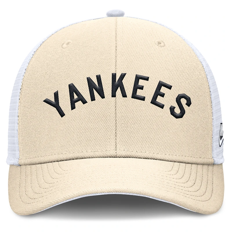 Casquette ajustable Nike Natural New York Yankees Cooperstown Collection Dri-FIT Rise Trucker pour homme
