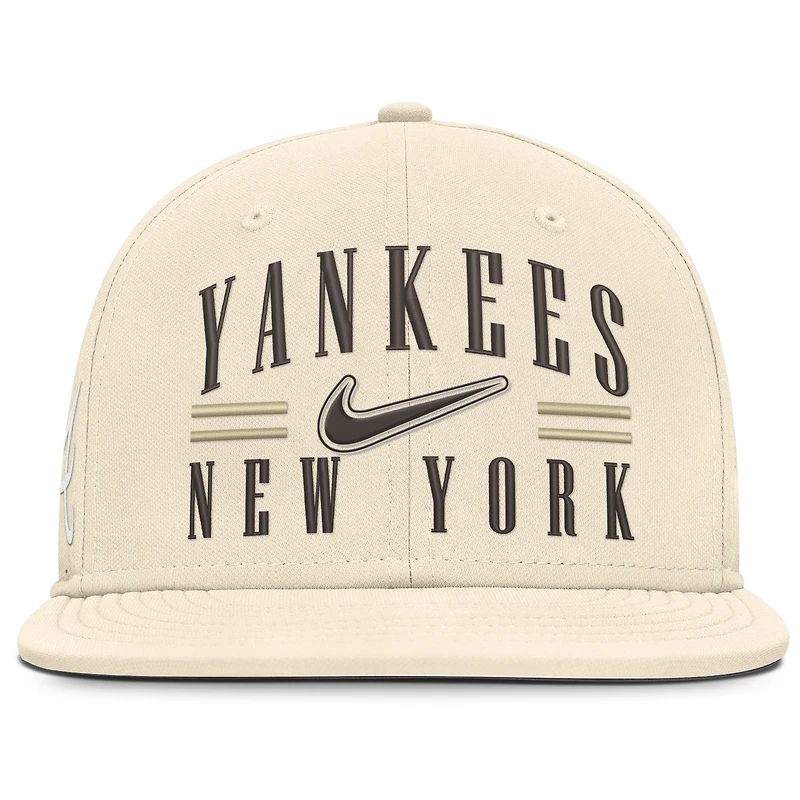 Casquette ajustée Nike True Dri-FIT AeroBill pour homme, couleur naturelle