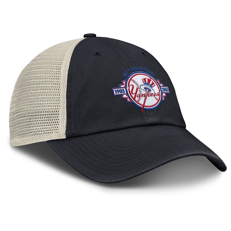Casquette ajustable Nike Cooperstown Collection Club Trucker pour homme, bleu marine/naturel, des Yankees de New York