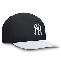 Men's Nike Navy/White New York Yankees Pro Dri-FIT Snapback Hat