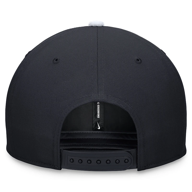 Men's Nike Navy/White New York Yankees Two-Tone Snapback Hat