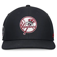 Men's Nike Navy New York Yankees Pro Performance Snapback Hat