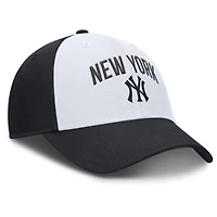 Men's Nike White/Navy New York Yankees Club Performance Adjustable Hat