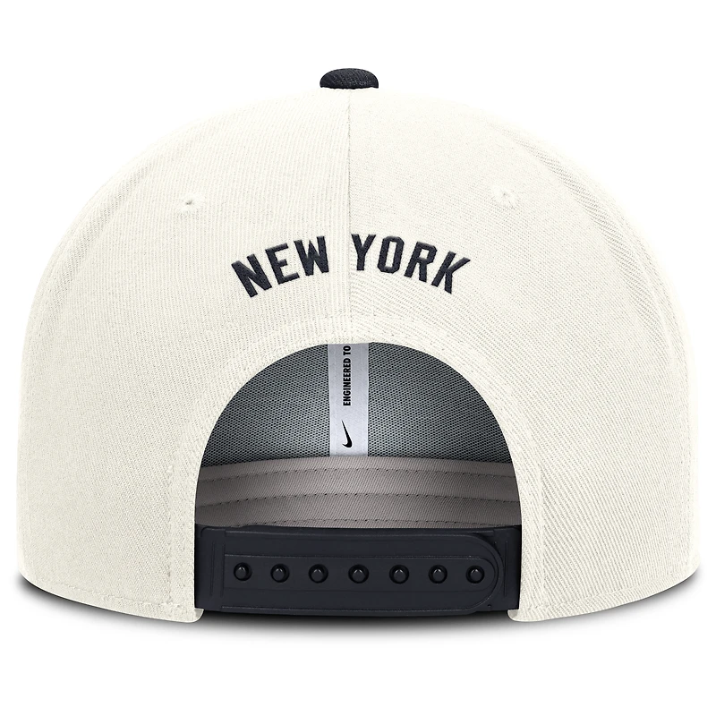 Men's Nike White/Navy New York Yankees Cooperstown Collection Pro Dri-FIT Snapback Hat