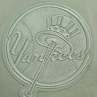 T-shirt neutre à épaules tombantes Pro Standard olive des New York Yankees pour hommes
