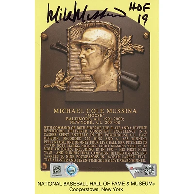 Carte postale autographiée par Mike Mussina des Yankees de New York avec plaque du Temple de la renommée du baseball et inscription « HOF 19 »