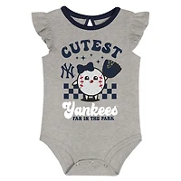 Newborn  New York Yankees Cutie Ball Two-Pack Bodysuit Set