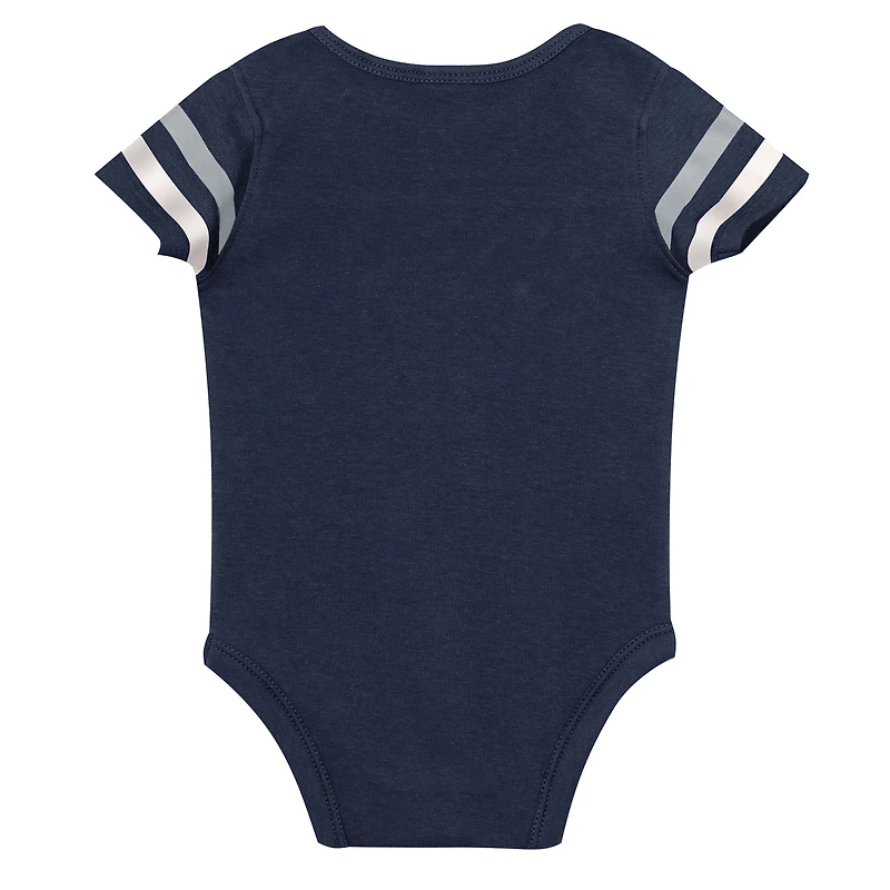 Newborn Outerstuff Navy New York Yankees Up One Three-Piece Bodysuit, Bib & Booties Set
