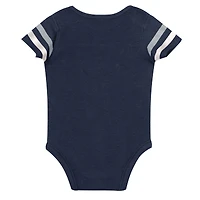 Newborn Outerstuff Navy New York Yankees Up One Three-Piece Bodysuit, Bib & Booties Set