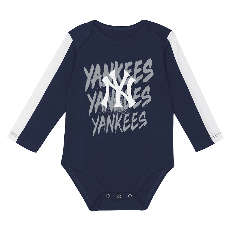 Newborn Outerstuff New York Yankees Double Down Bodysuit and Pants 3-Piece Set