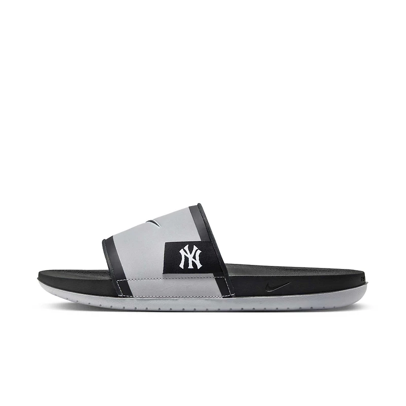 Nike New York Yankees Offcourt Slide Sandals