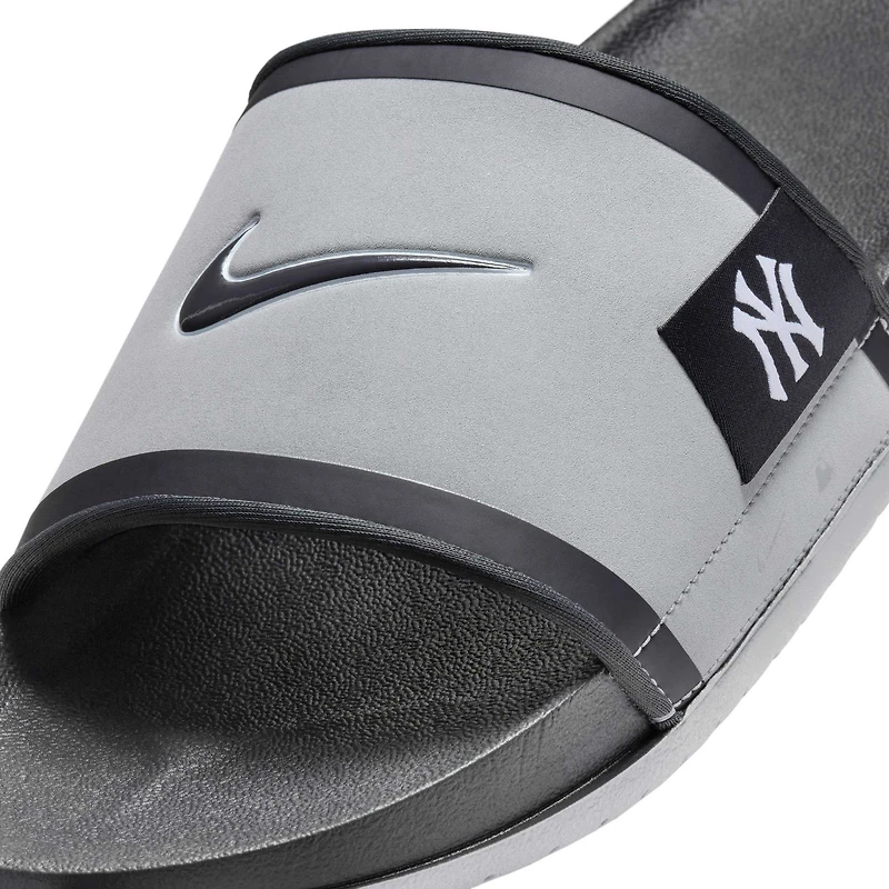 Nike New York Yankees Offcourt Slide Sandals