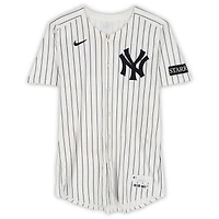 Maillot Nike blanc à rayures fines n° 48 de Paul Goldschmidt, porté par les Yankees de New York lors du match contre les Athletics le 29 juin 2025