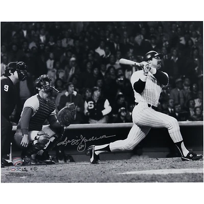 Photo autographiée de Reggie Jackson, des Yankees de New York, lors de son coup de circuit lors des Séries mondiales de 1977 (16 x 20 pouces).