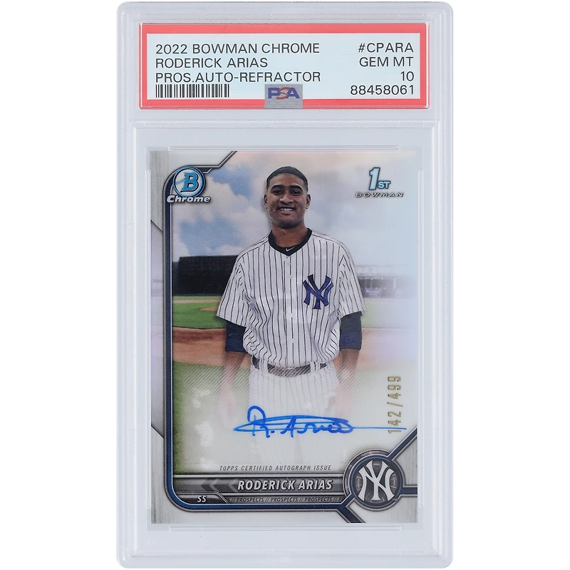 Carte Bowman Chrome 1ère édition Bowman Refractor 2022 autographiée par Roderick Arias (New York Yankees), numéro CPA-RA, numéro 142/499, authentifiée par PSA.