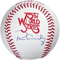 Ron Guidry, joueur de baseball des Yankees de New York, a autographié le logo Rawlings des World Series 1978