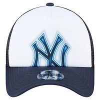 Toddler New Era  White/Navy New York Yankees Painted A-Frame 9FORTY Trucker Adjustable Hat