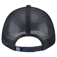 Toddler New Era  White/Navy New York Yankees Painted A-Frame 9FORTY Trucker Adjustable Hat