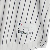 Maillot Nike blanc à fines rayures n° 12 porté par Trent Grisham des Yankees de New York contre les Blue Jays de Toronto le 8 octobre 2025 - Match 4 de la série de division de la Ligue américaine