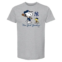 Unisex  Heather Gray New York Yankees Peanuts Snoopy T-Shirt