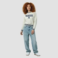Sweat-shirt Champion crème pour femme, motif New York Yankees, à tissage inversé