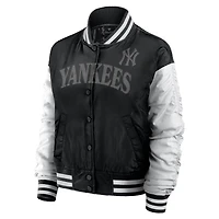 Women's Fanatics  Black New York Yankees Elements Wave Full-Snap Jacket