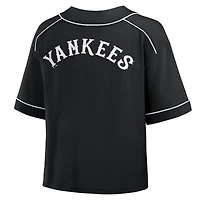 Women's Fanatics Black New York Yankees Oversized Champ Game Cropped V-Neck T-Shirt