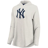 Women's Fanatics Cream New York Yankees Game Lead Pullover Hoodie