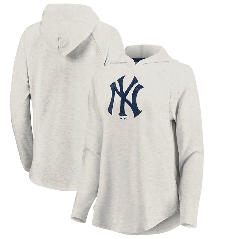Women's Fanatics Cream New York Yankees Game Lead Pullover Hoodie