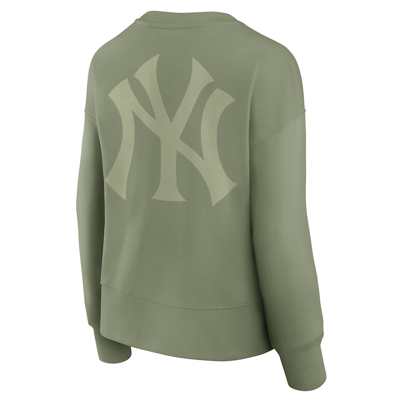 Women's Fanatics Green New York Yankees Elements Flow Pullover Sweatshirt