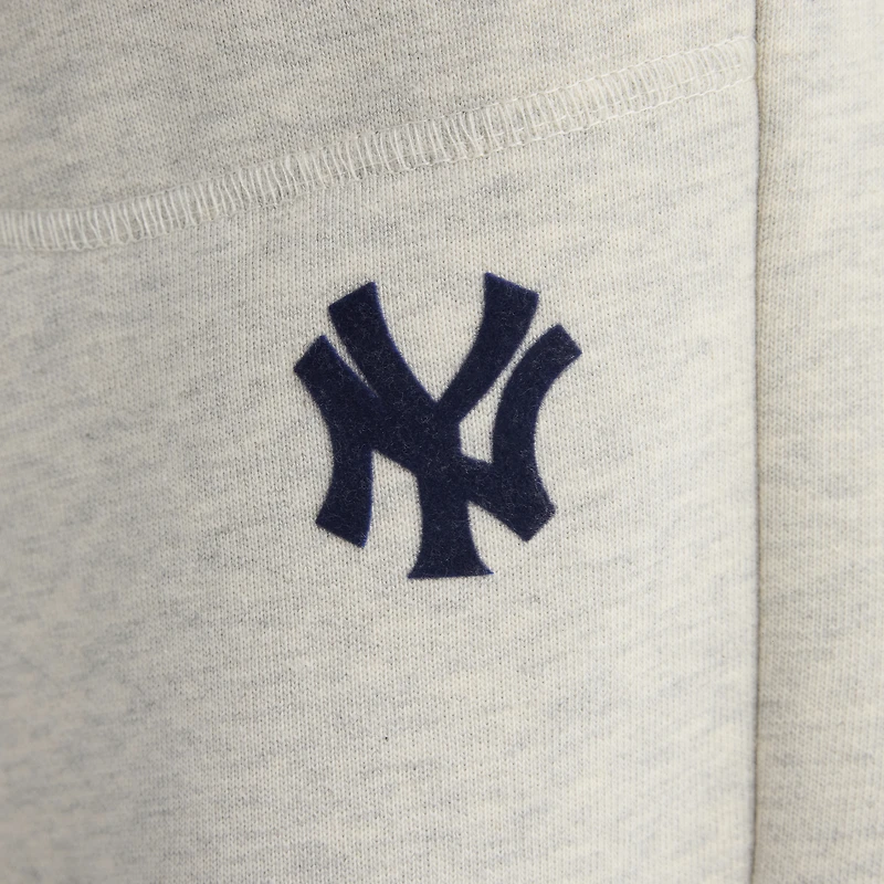 Pantalon de survêtement Fanatics pour femmes, couleur avoine chinée, motif emblématique des Yankees New York, en tissu éponge.
