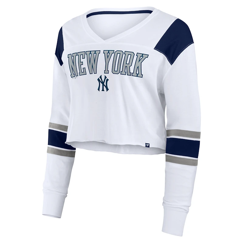 Women's Fanatics  White New York Yankees Stretch Cropped Fashion Long Sleeve T-Shirt
