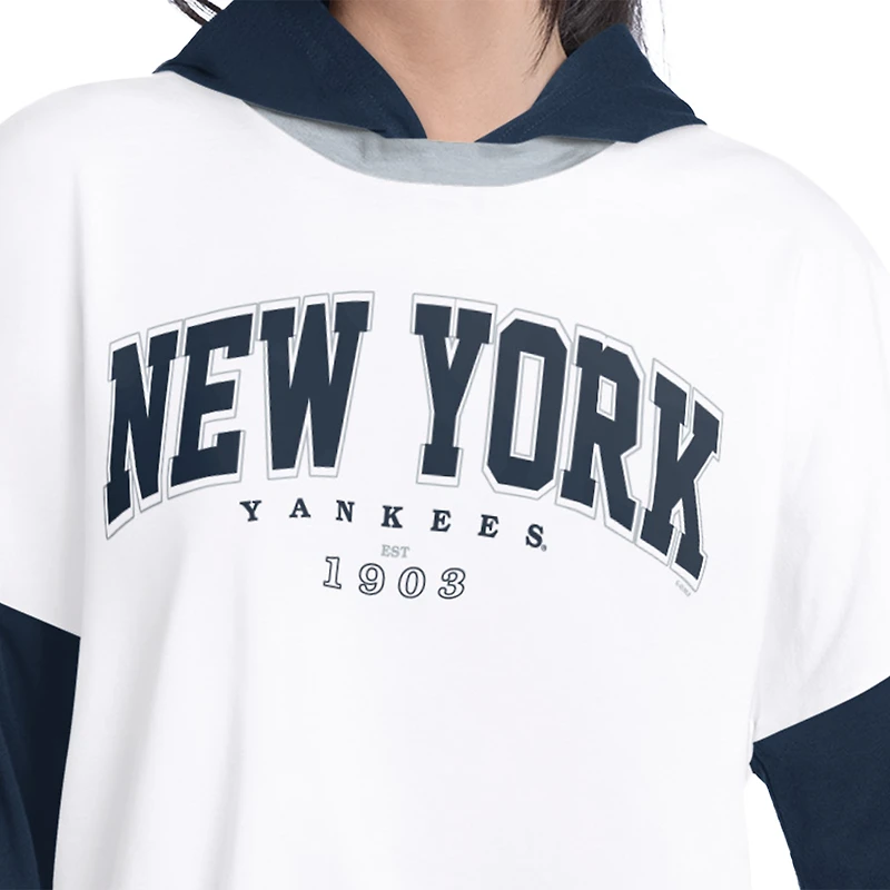 Women's G-III 4Her by Carl Banks  White/Navy New York Yankees Key Player Oversized Hooded Long Sleeve T-Shirt