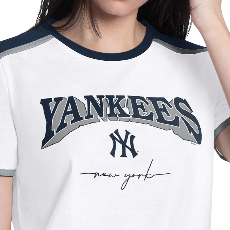 Women's G-III 4Her by Carl Banks White New York Yankees First Lane Fashion T-Shirt