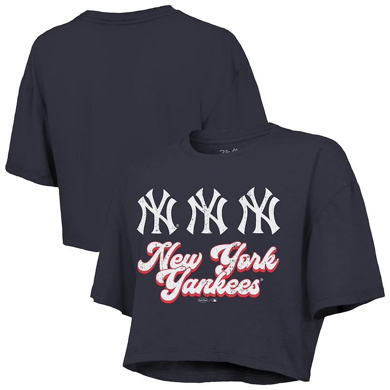 T-shirt court bleu marine Majestic Threads pour femme, coupe carrée, motif New York Yankees