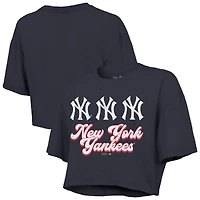 T-shirt court bleu marine Majestic Threads pour femme, coupe carrée, motif New York Yankees