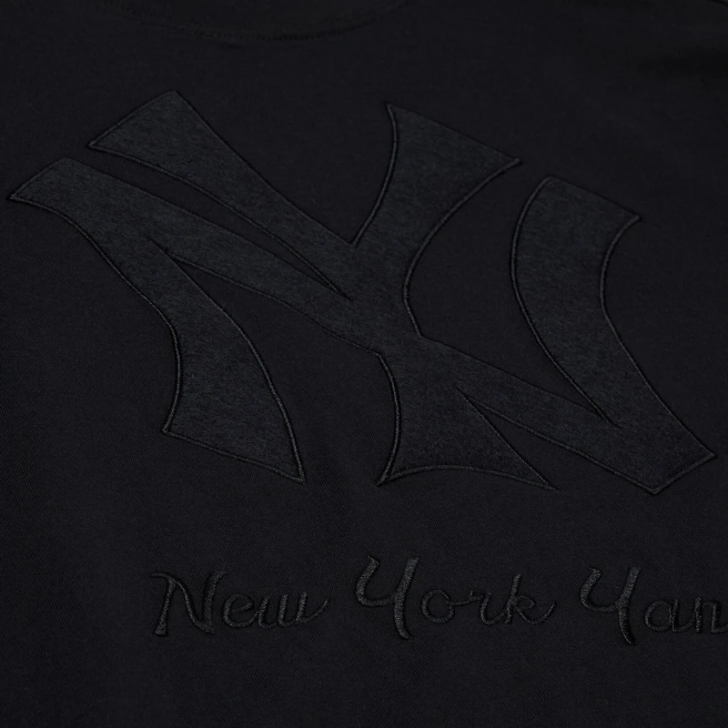 Women's Mitchell & Ness Black New York Yankees Cooperstown Collection Phantom Cropped T-Shirt
